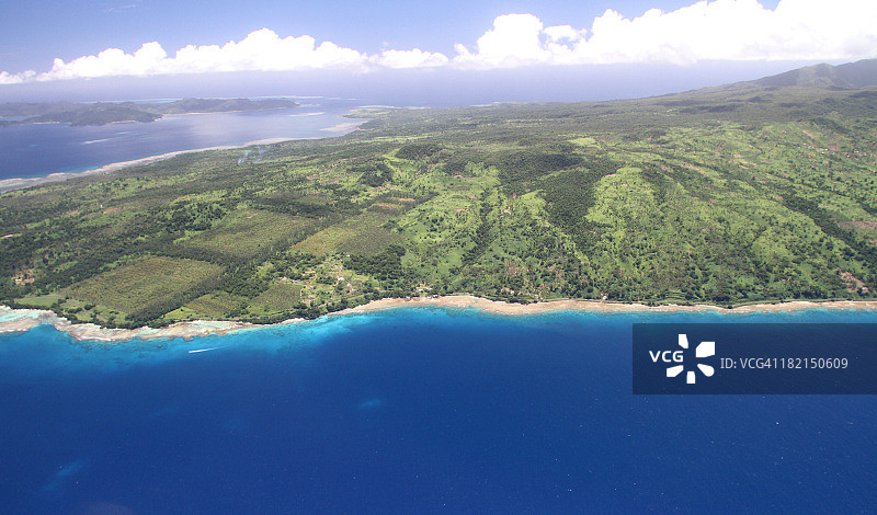 斐济北部塔韦乌尼岛的鸟瞰图图片素材