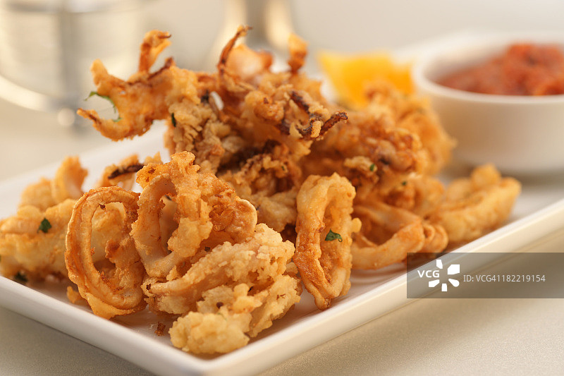 炸鱿鱼圈图片素材