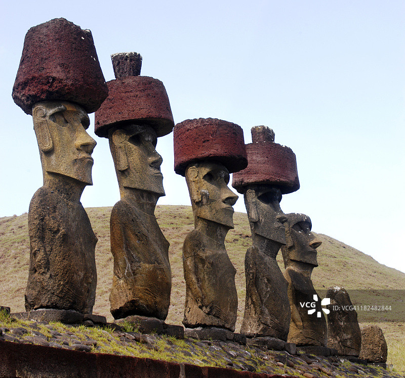复活节岛摩艾石像图片素材