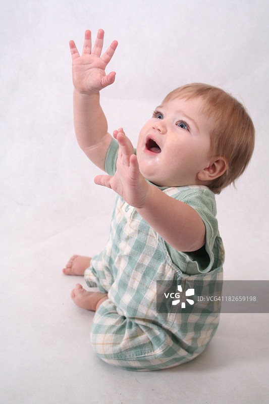 伸手摘星图片素材