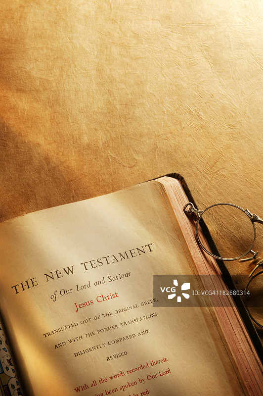 圣经研读2图片素材