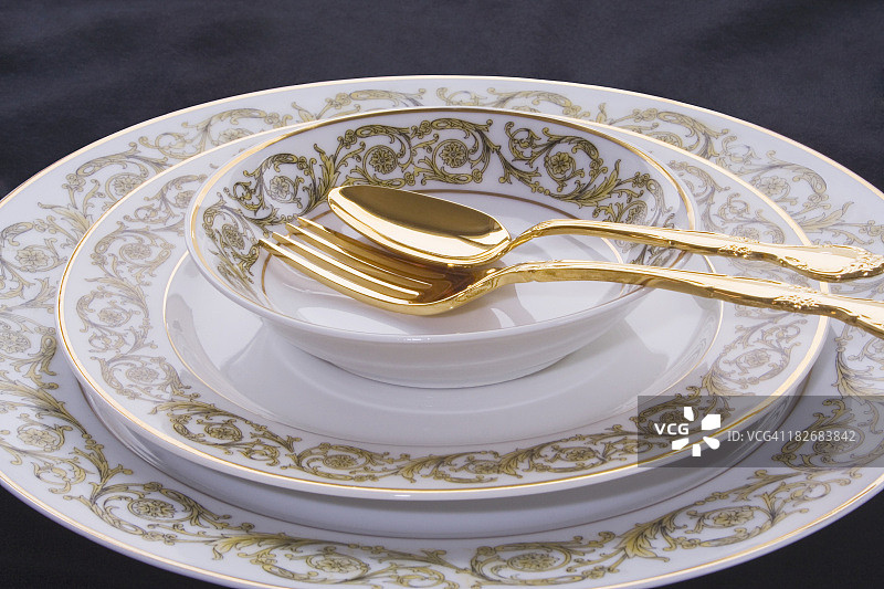 中式餐具摆台图片素材