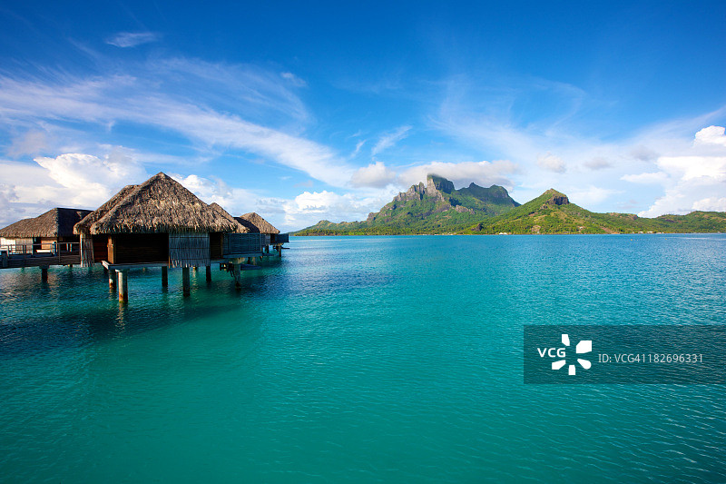 波拉波拉岛泻湖图片素材