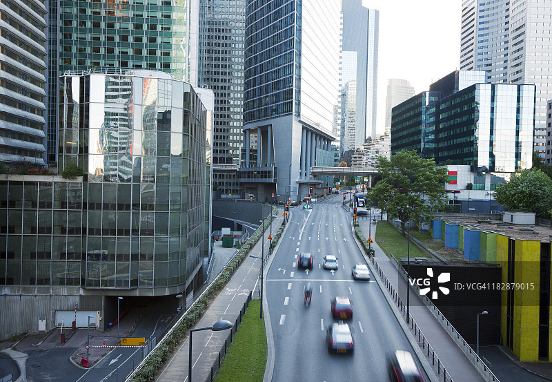 法国巴黎拉德芳斯商业区街道图片素材