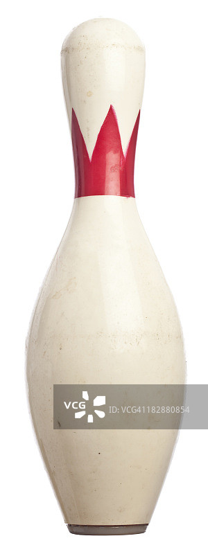 白色和红色保龄球瓶，白色背景图片素材