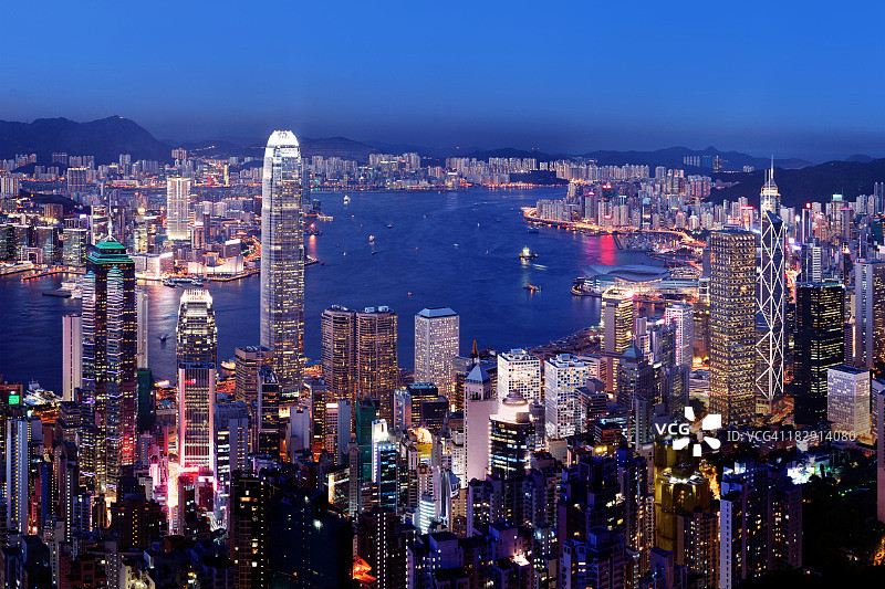香港维多利亚港夜景鸟瞰图图片素材