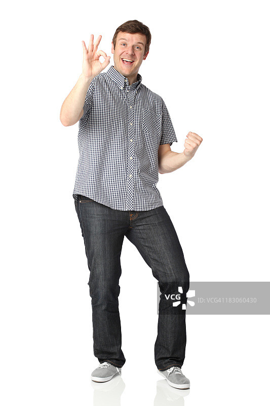 商人做出OK手势并微笑图片素材