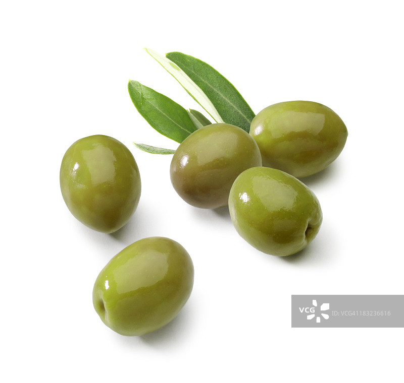 带叶子的绿色橄榄图片素材