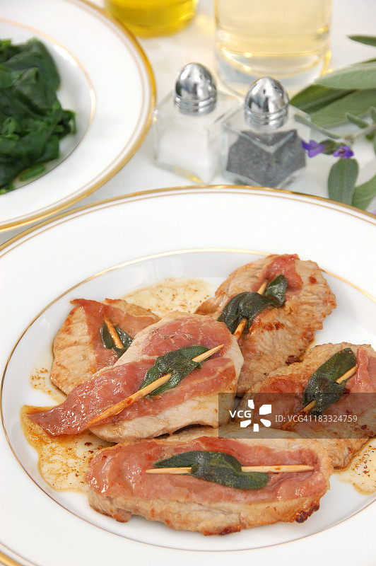 罗马风味盐煎肉片图片素材