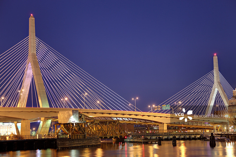 扎金邦克山大桥图片素材