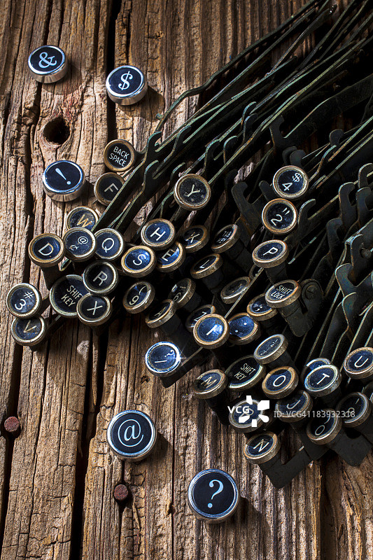 旧打字机键图片素材