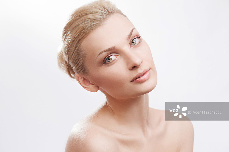 以美容风格拍摄的女人照片图片素材