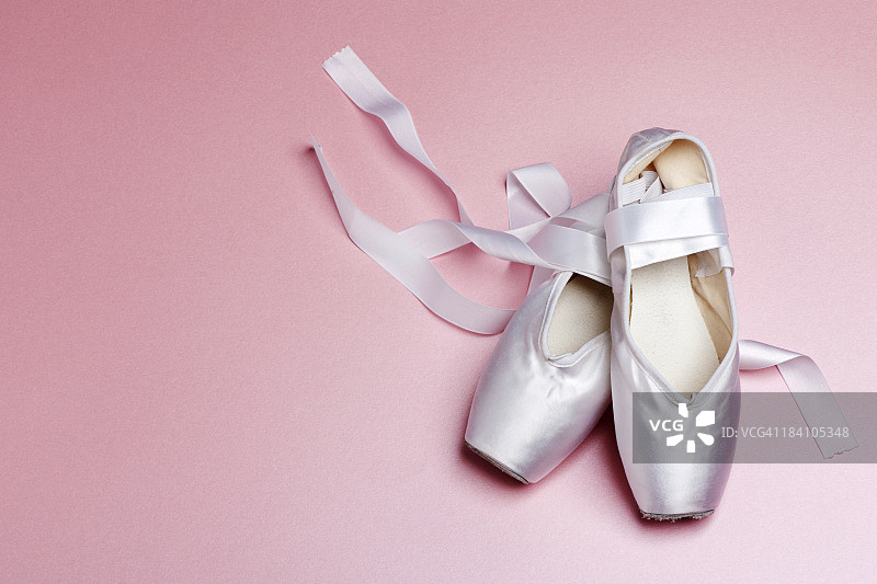 非常受欢迎的芭蕾舞足尖鞋图片素材