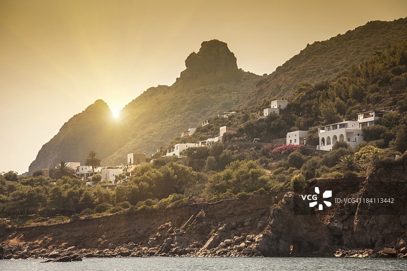 地中海村庄的日落图片素材