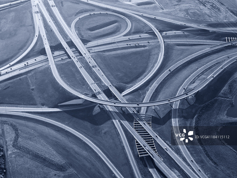 复杂的高速公路立交桥（色彩处理图像）图片素材