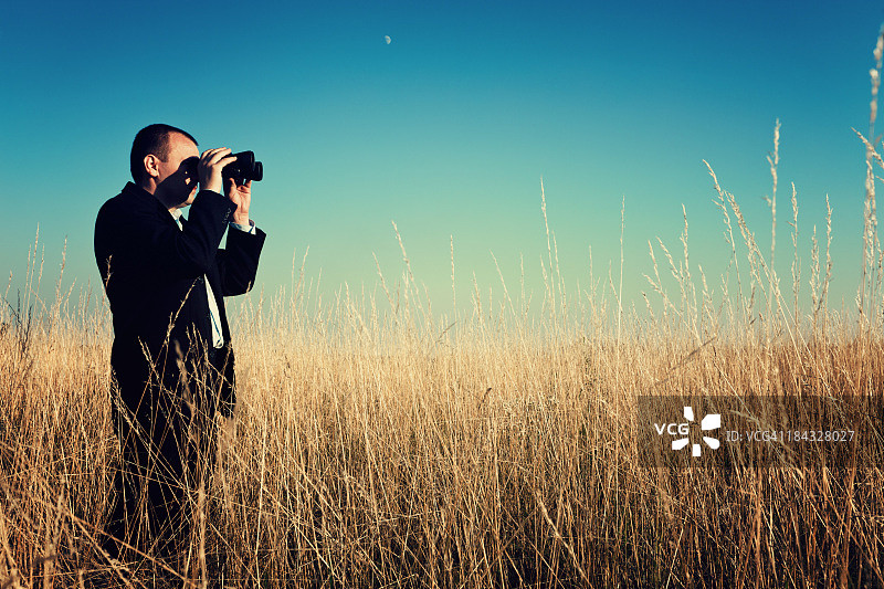 搜索创意图片素材