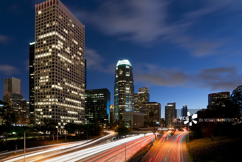 洛杉矶市中心黄昏景色图片素材