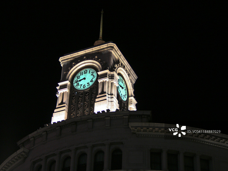 银座钟楼夜景图片素材