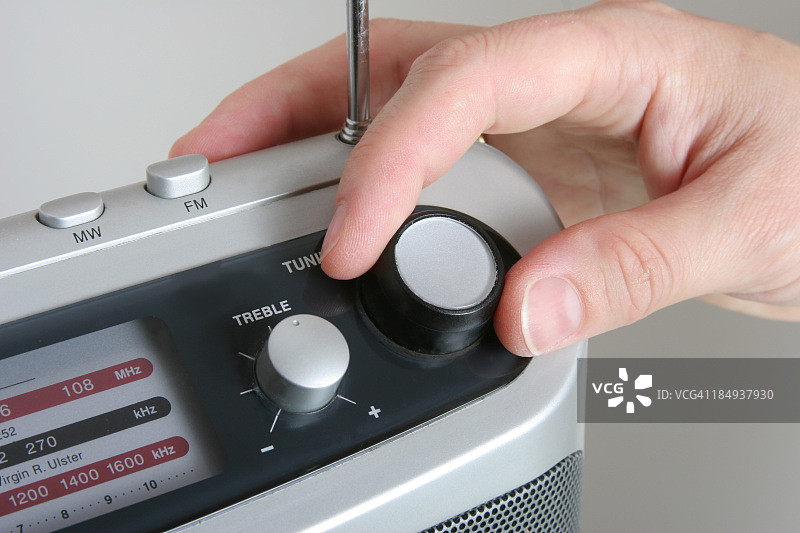 手调音老式录音机图片素材