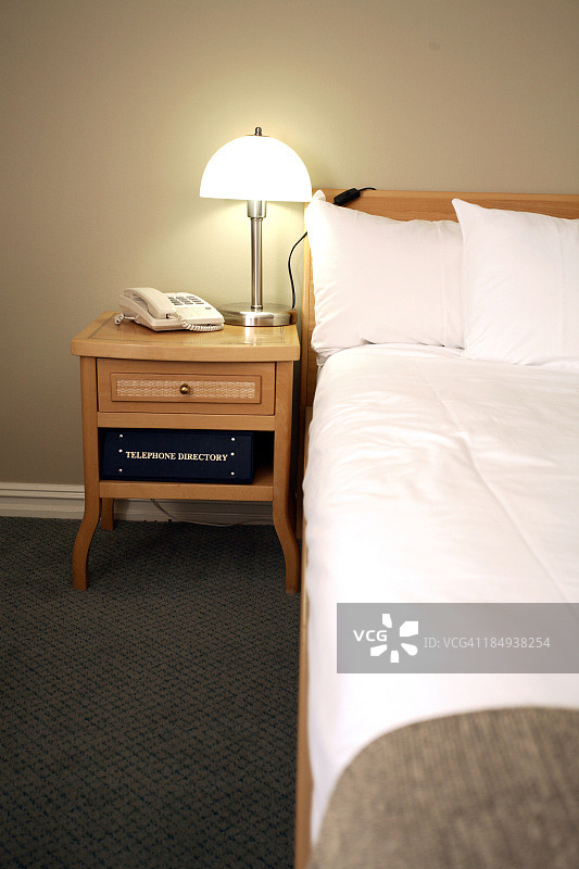 大型酒店床铺图片素材