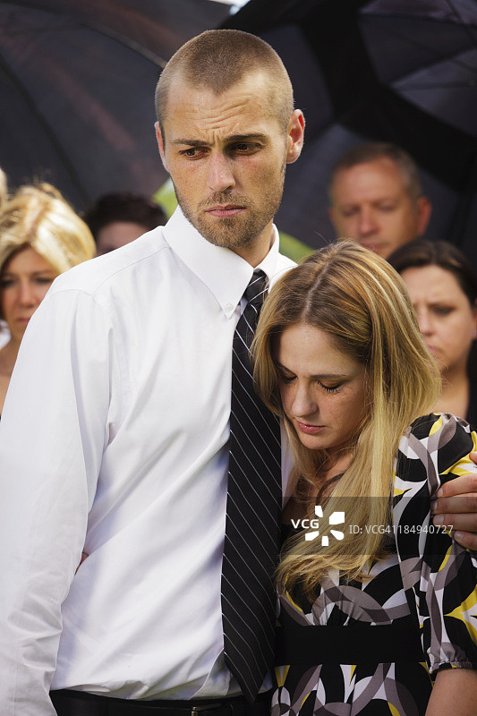 悲伤的夫妇图片素材