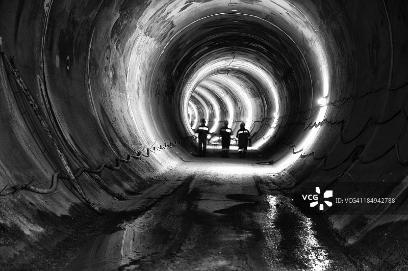 地铁地下隧道施工图片素材