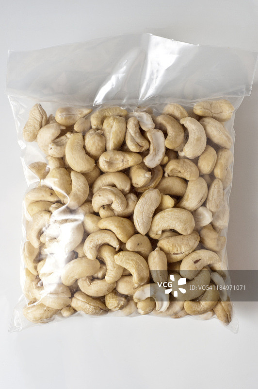 未加盐生腰果袋装图片素材