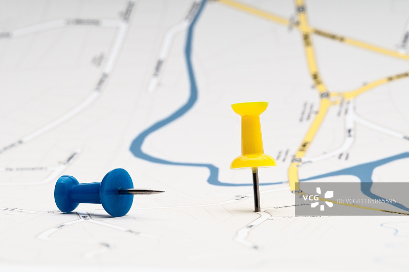 黄色和蓝色图钉图片素材