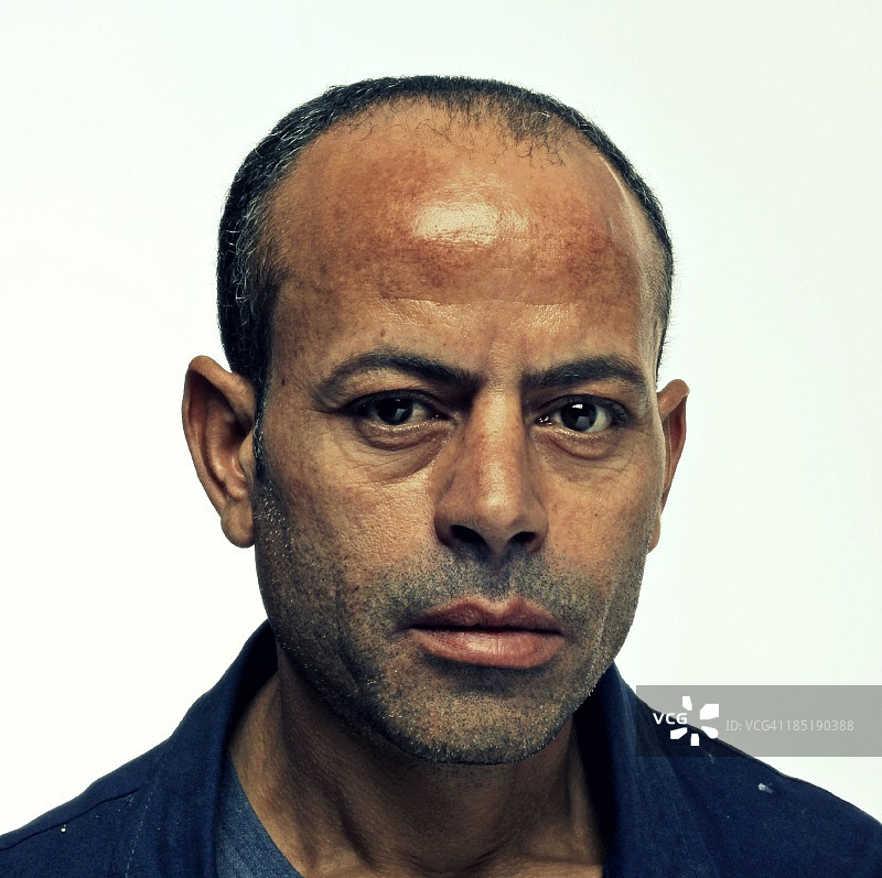 看着我。图片素材