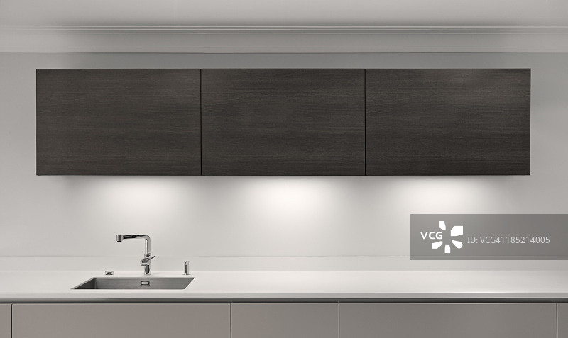 厨房橱柜照明图片素材