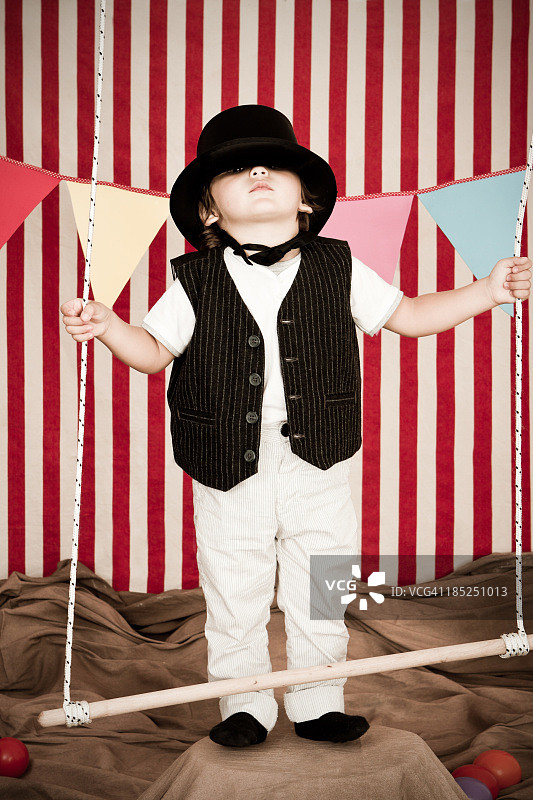 可爱的驯兽师图片素材