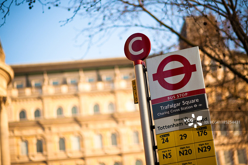 特拉法加广场巴士站牌图片素材