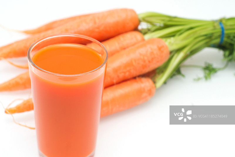 新鲜胡萝卜汁图片素材