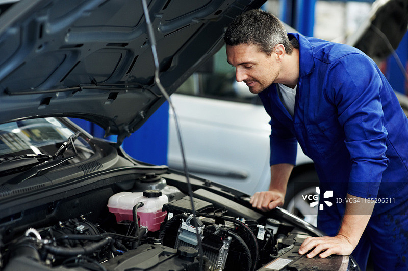 “先生，您保存得真好！”图片素材