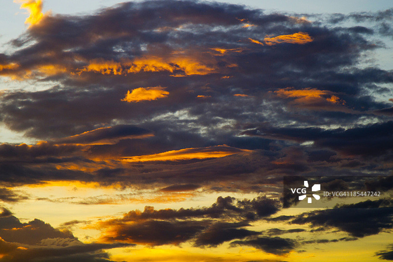 乌多姆赛日落图片素材