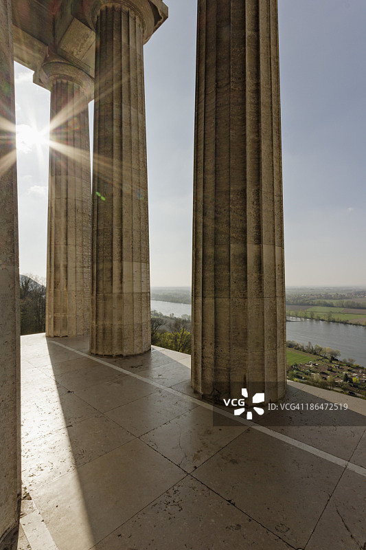 德国巴伐利亚州瓦尔哈拉纪念馆多瑙河景观图片素材