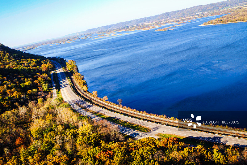 密西西比河谷的壮丽长景图片素材