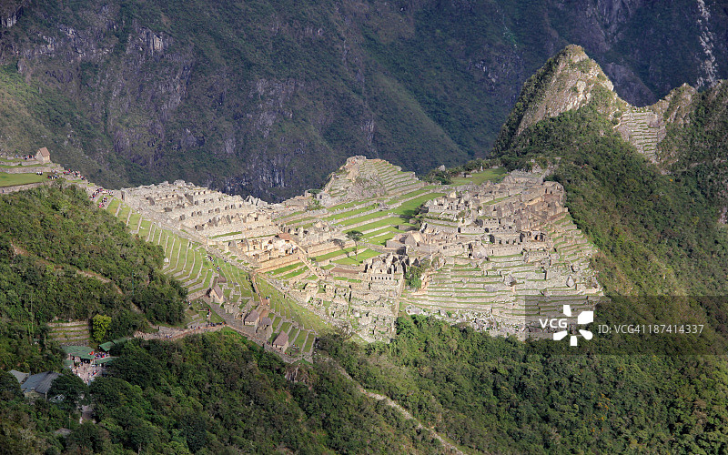 从太阳门看马丘比丘图片素材