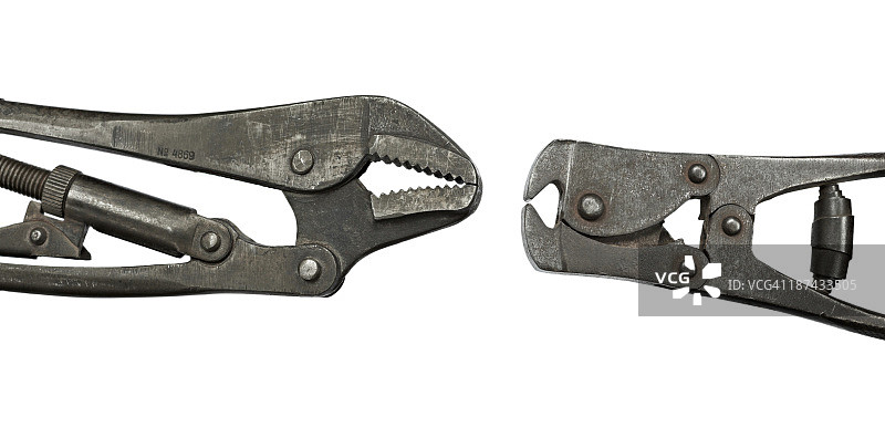 冲突中的钳子图片素材