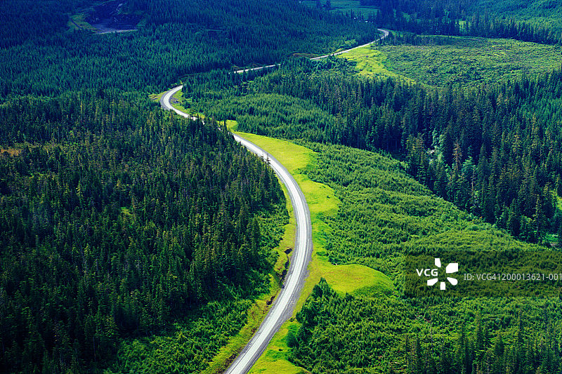美国阿拉斯加森林公路航拍图片素材
