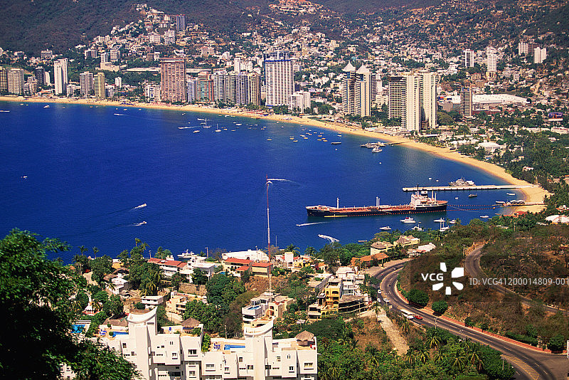 墨西哥阿卡普尔科海湾和海滩风光图片素材