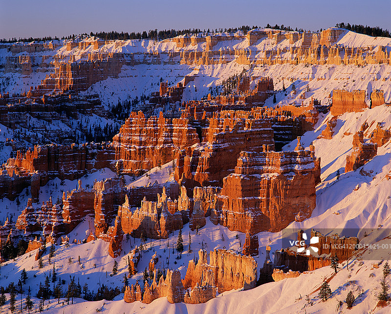 美国犹他州，布莱斯峡谷国家公园，日出时分的女王花园图片素材