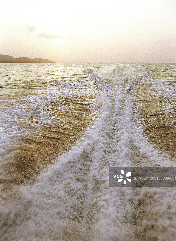 泰国安通群岛船只尾迹图片素材