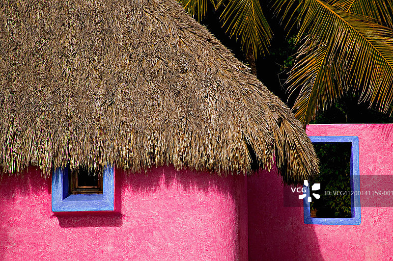 粉色平房图片素材