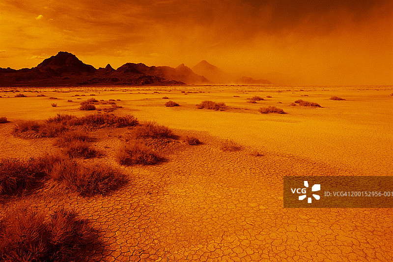 美国犹他州博纳维尔盐滩（橙色调）图片素材