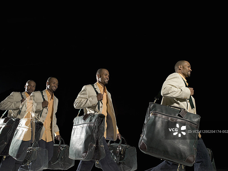 携带行李的商人图片素材