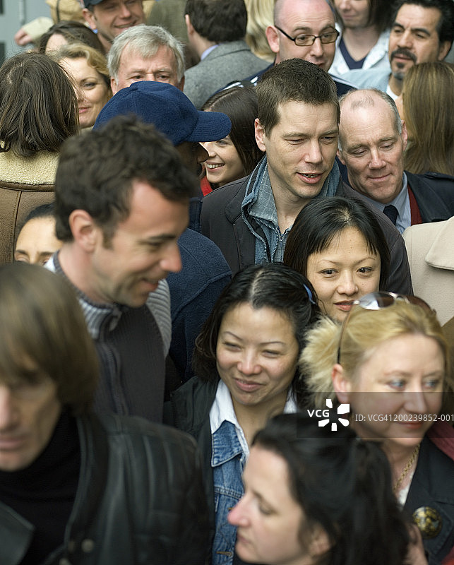拥挤的人群图片素材