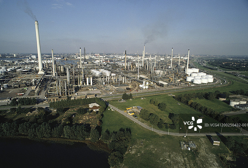 荷兰鹿特丹港工业区航拍图片素材