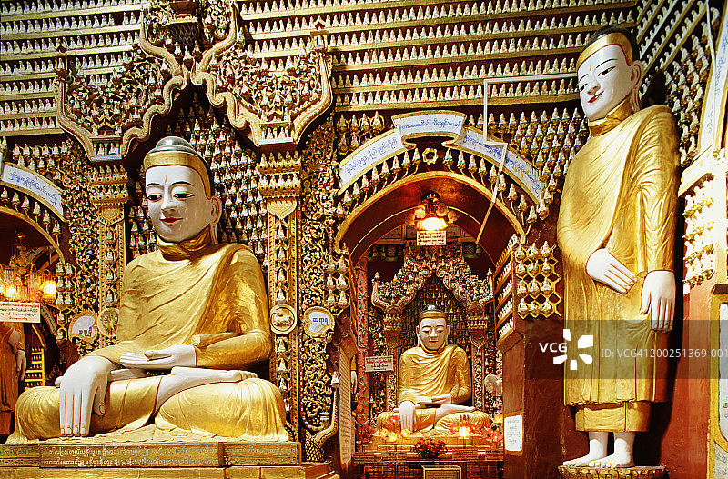 缅甸曼德勒蒙育瓦丹博德寺佛塔内的神殿图片素材