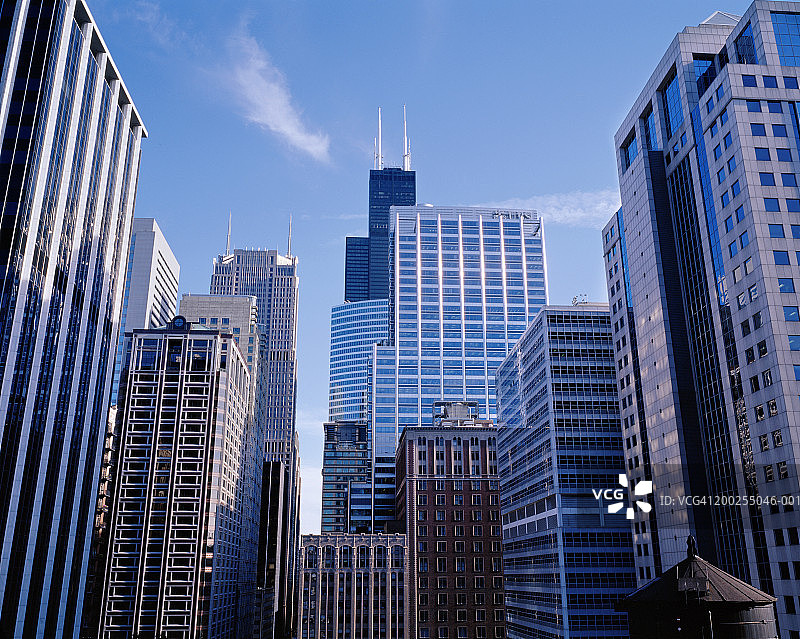 美国伊利诺伊州芝加哥市中心写字楼群图片素材